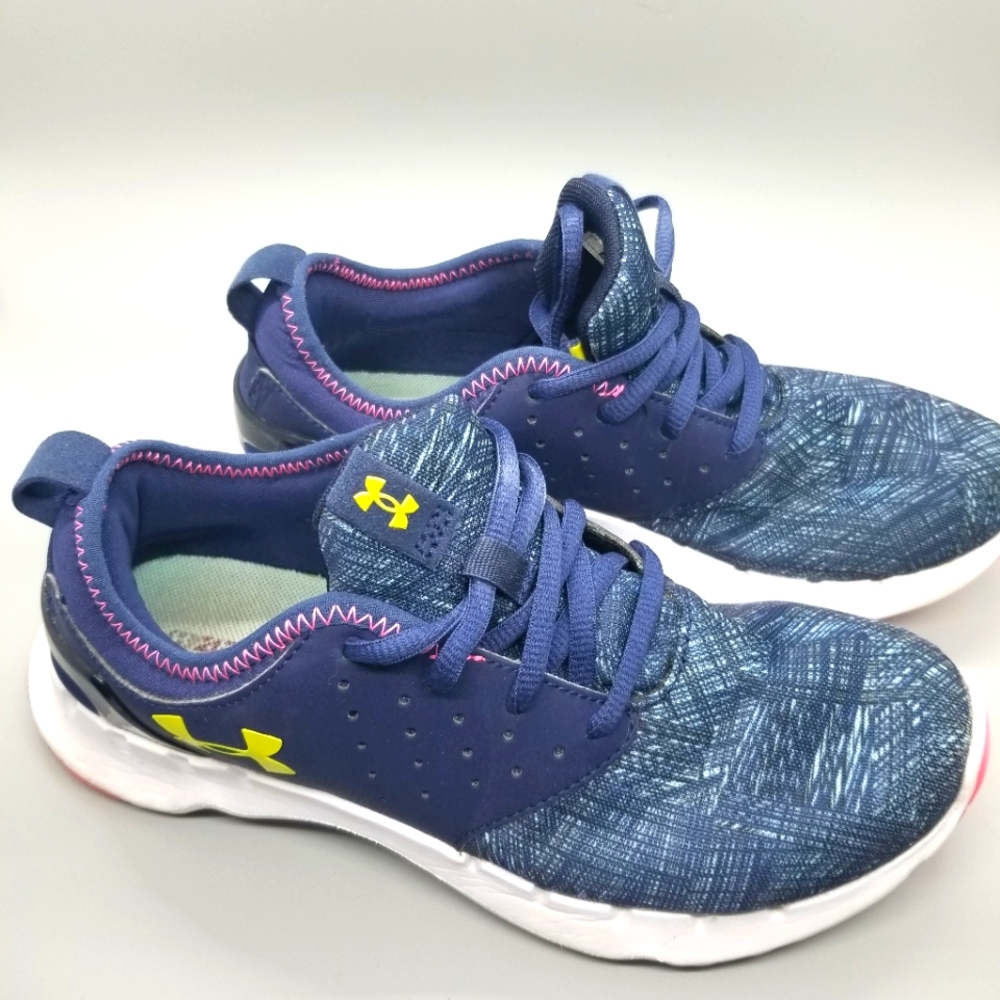 Under Armour blue athletic shoes